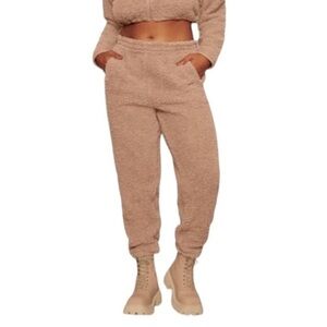Skims Tigers Eye Joggers Brown Tan Nude Teddy Sherpa SweatPant Pockets New w Tag